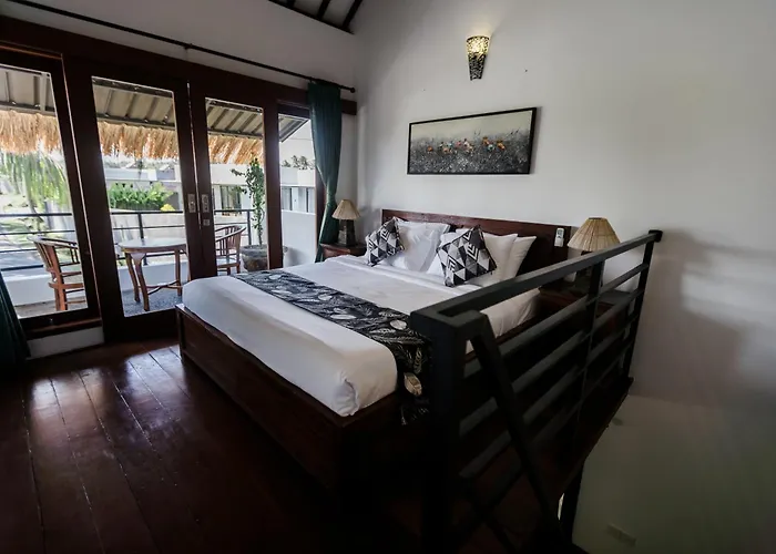 Otel Sundhara View 3*